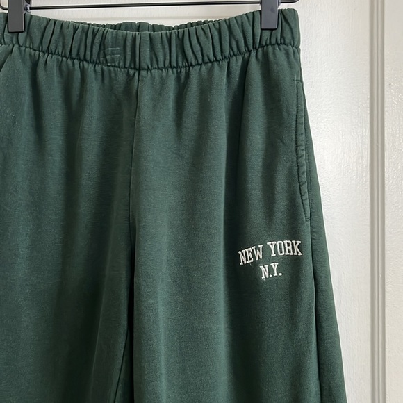 John Galt Brandy Melville New York Sweatpants in Forest Green - Picture 2 of 14